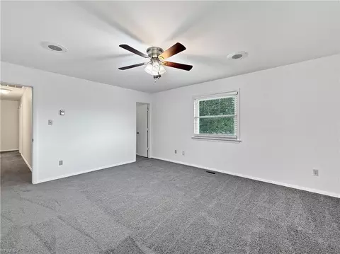 Living - 1244 Murphys Mill Rd, Suffolk, VA 23434 photo 6 of 6