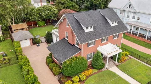 211 S Broad St, Suffolk, VA 23434