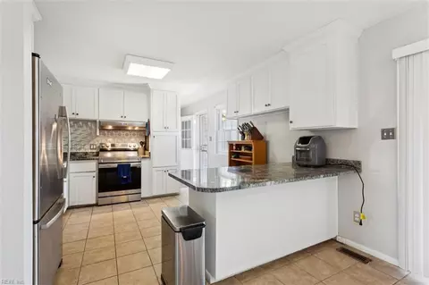 116 Ivy Home Rd, Hampton, VA 23669 photo 15