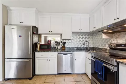 116 Ivy Home Rd, Hampton, VA 23669 photo 14