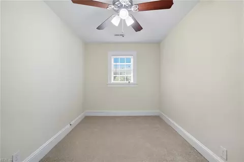 Bedroom - 7457 Hampton Blvd, Norfolk, VA 23505 photo 8 of 10