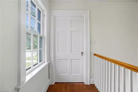 Entry Way - 7457 Hampton Blvd, Norfolk, VA 23505 photo 2 of 2