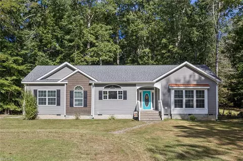 328 Wilkinson Dr, Williamsburg, VA 23188