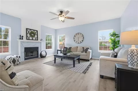 1108 Mcsherry Ct, Chesapeake, VA 23322