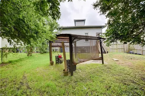Other - 816 E 28th St, Norfolk, VA 23504 photo 9 of 10