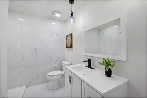 Bath - 4252 Raleigh Rd, Chesapeake, VA 23321 photo 4 of 4