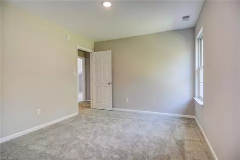Bedroom - 6832 Ivanhoe Ct, Suffolk, VA 23435 photo 5 of 9