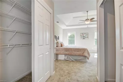Entry Way - 6832 Ivanhoe Ct, Suffolk, VA 23435 photo 5 of 5