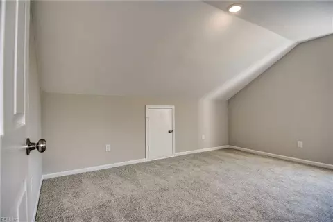 Bedroom - 6832 Ivanhoe Ct, Suffolk, VA 23435 photo 8 of 9