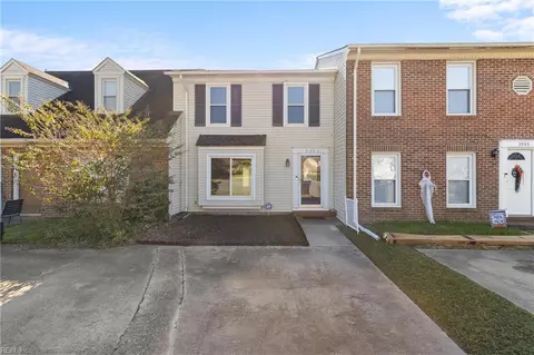3903 Raintree Ct, Chesapeake, VA 23321