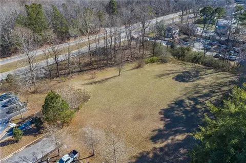 1 97ac Fox Hunt Ln, Gloucester, VA 23061 photo 2