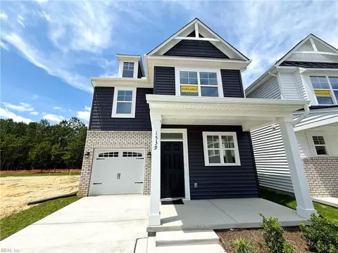 1539 Waltham Ln, Newport News, VA 23608