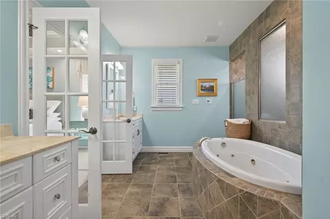 Bath - 3326 Rivers Bend Pl, Suffolk, VA 23435 photo 2 of 6