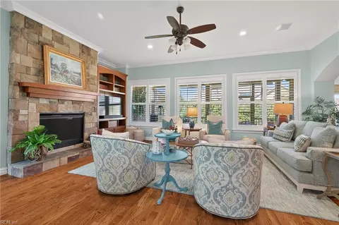 Living - 3326 Rivers Bend Pl, Suffolk, VA 23435 photo 1 of 4
