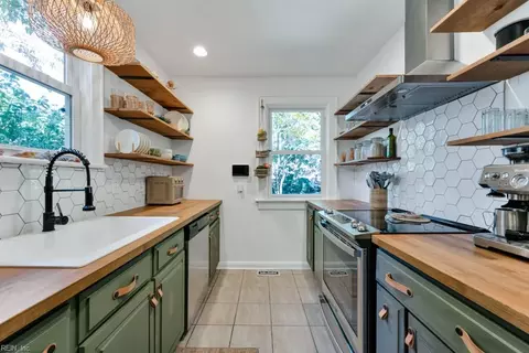 209 S Blake Rd, Norfolk, VA 23505 photo 12