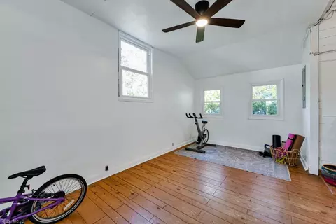 209 S Blake Rd, Norfolk, VA 23505 photo 27