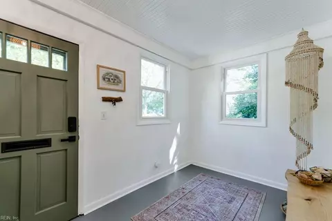 209 S Blake Rd, Norfolk, VA 23505 photo 3