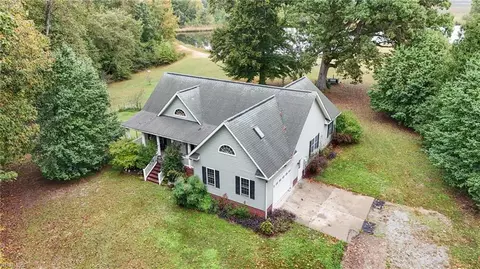 19675 Cross Keys Rd, Boykins, VA 23827