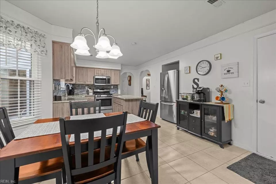 Other - 4764 Ardmore Ln, Virginia Beach, VA 23456 photo 3 of 5