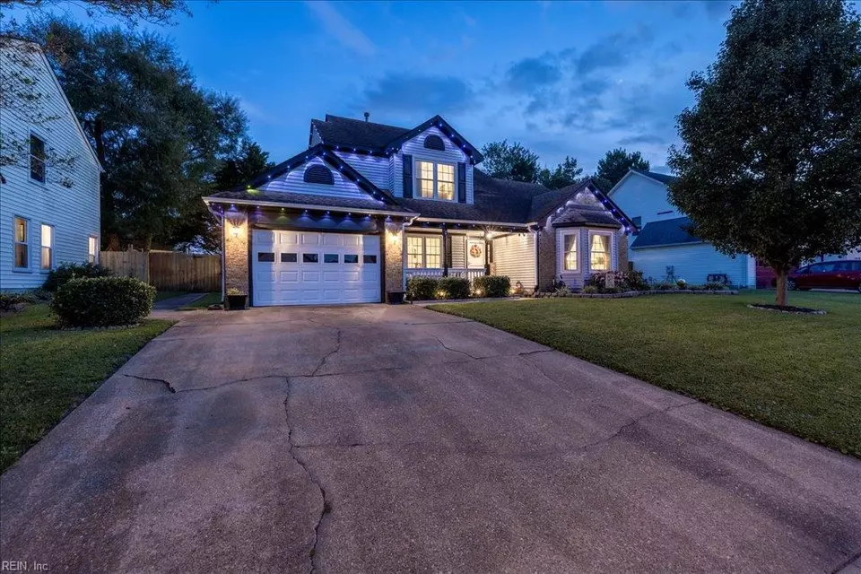 Exterior - 4764 Ardmore Ln, Virginia Beach, VA 23456 photo 2 of 6