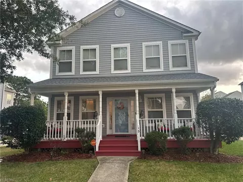 15 Elizabeth Rd, Hampton, VA 23669