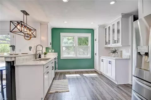 137 Waterfront Dr, Chesapeake, VA 23322