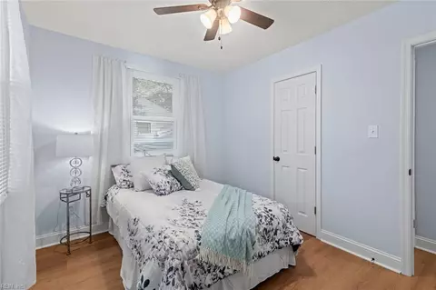 Bedroom - 105 Atwell Ln, Hampton, VA 23669 photo 1 of 4