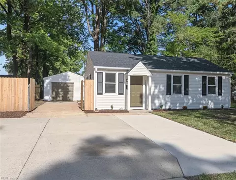 105 Atwell Ln, Hampton, VA 23669