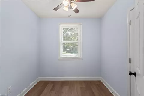 Bedroom - 105 Atwell Ln, Hampton, VA 23669 photo 4 of 4