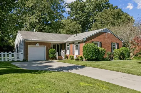 419 Lanyard Rd, Newport News, VA 23602
