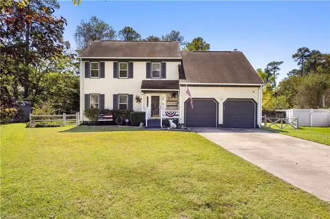4 Ross Ct, Hampton, VA 23669