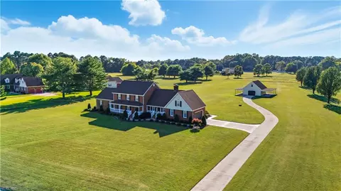 1449 Bridge Point Trl, Suffolk, VA 23432