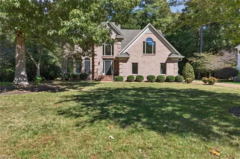 203 Water Fowl Dr, Yorktown, VA 23692