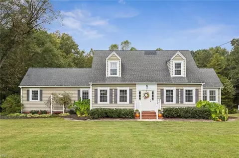 210 E North St, Wakefield, VA 23888
