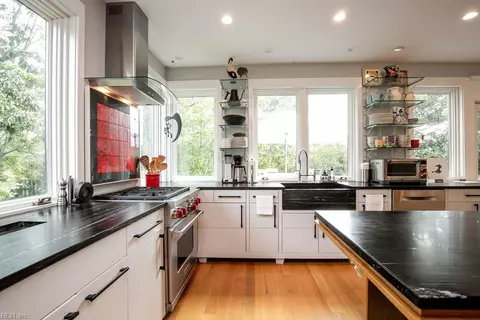 Kitchen - 5 Ames St, Onancock, VA 23417 photo 3 of 6