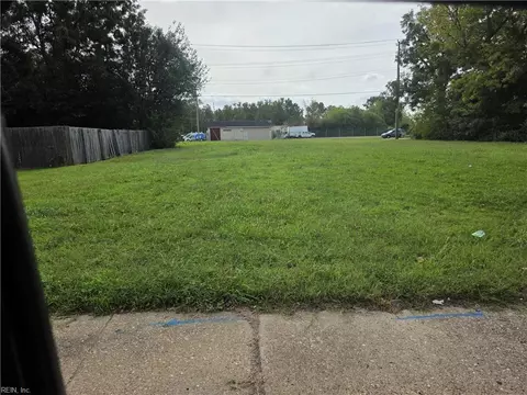 2527 Moton St, Portsmouth, VA 23707