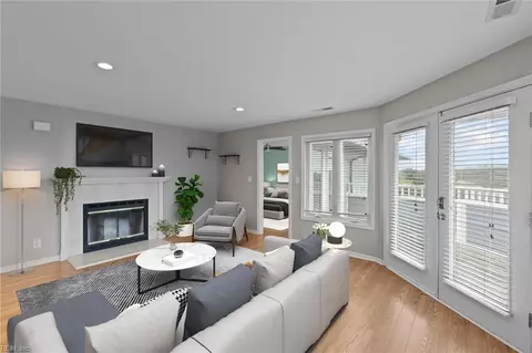 4840 Bay Landing Dr, Virginia Beach, VA 23455