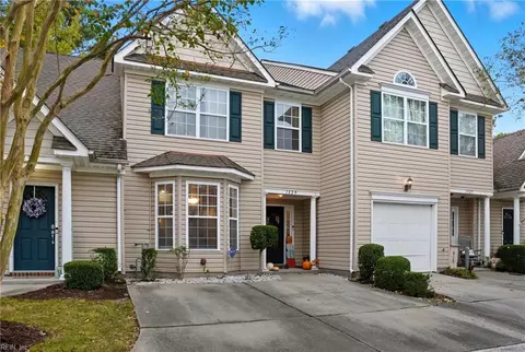 1829 Mizzen Ln, Virginia Beach, VA 23454
