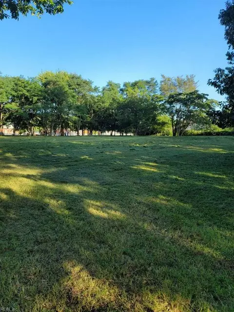 10 Fox Rn Run, Hampton, VA 23666