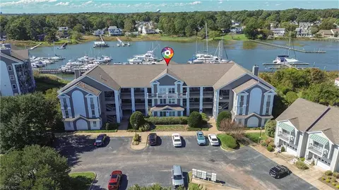 1003 High Dunes Quay Quay #302, Hampton, VA 23664