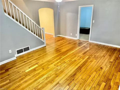 8010 W Glen Rd, Norfolk, VA 23505