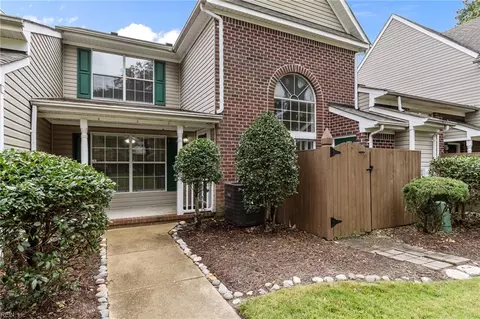 2410 Willow Point Arch Arch, Chesapeake, VA 23320