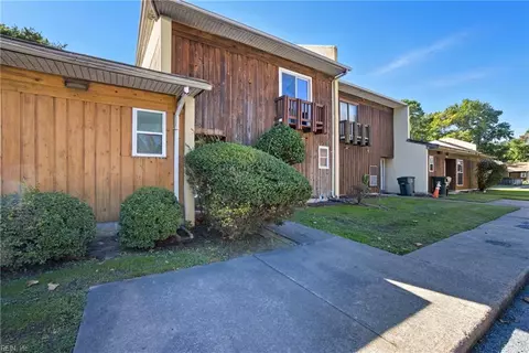 1485 Longdale Dr, Norfolk, VA 23513