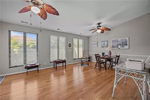 765 Pine Lake Dr, Virginia Beach, VA 23462