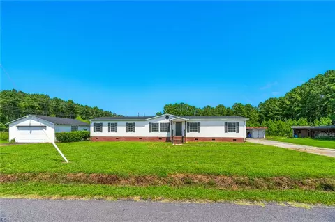 2349 Skeetertown Rd, Suffolk, VA 23434