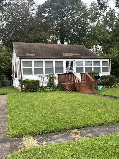 4215 Surf Ave, Chesapeake, VA 23325