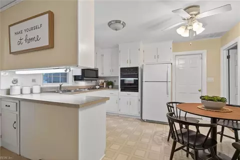 Kitchen - 4209 Terry Dr, Chesapeake, VA 23321 photo 4 of 4