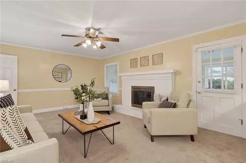 Living - 4209 Terry Dr, Chesapeake, VA 23321 photo 2 of 2