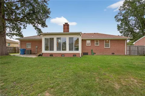Exterior - 4209 Terry Dr, Chesapeake, VA 23321 photo 4 of 7