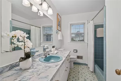 Bath - 4209 Terry Dr, Chesapeake, VA 23321 photo 1 of 2
